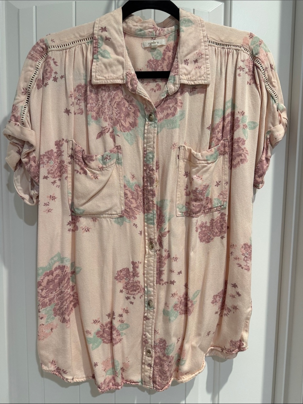 Maurices Pink Floral Button-Up Shirt with Mint Accents